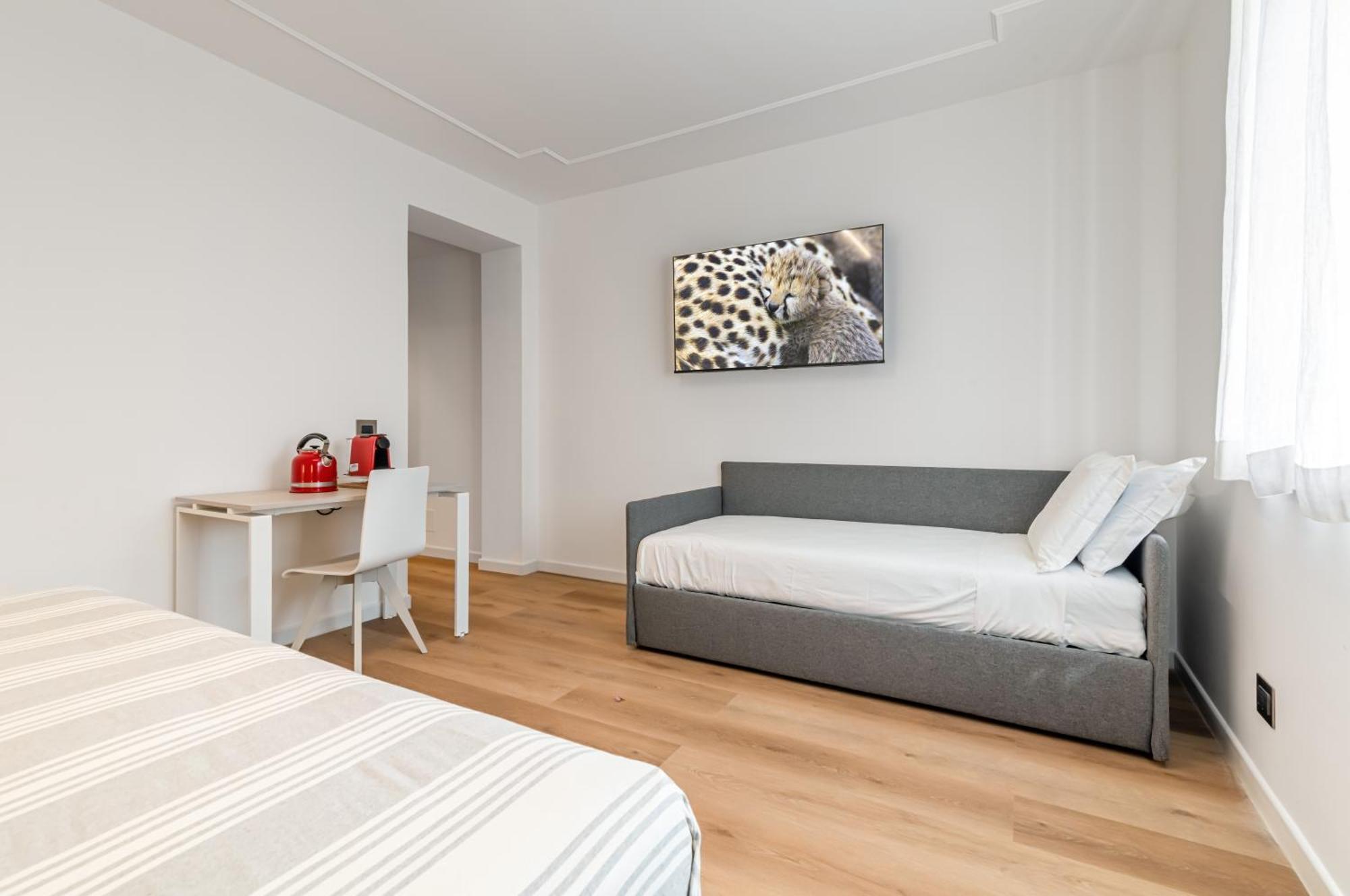 Piazza Indipendenza Loft & Rooms Palermo Buitenkant foto