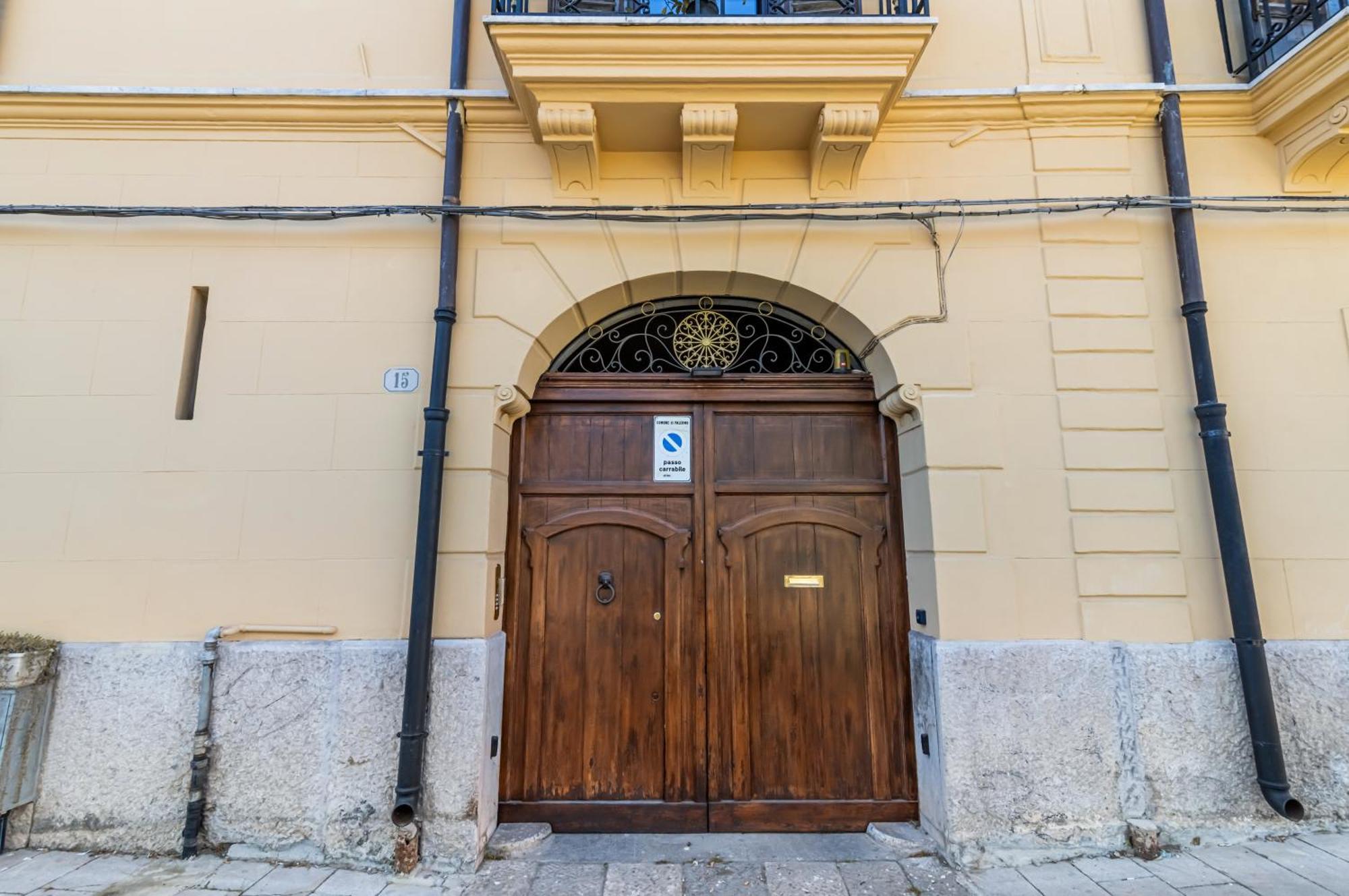 Piazza Indipendenza Loft & Rooms Palermo Buitenkant foto